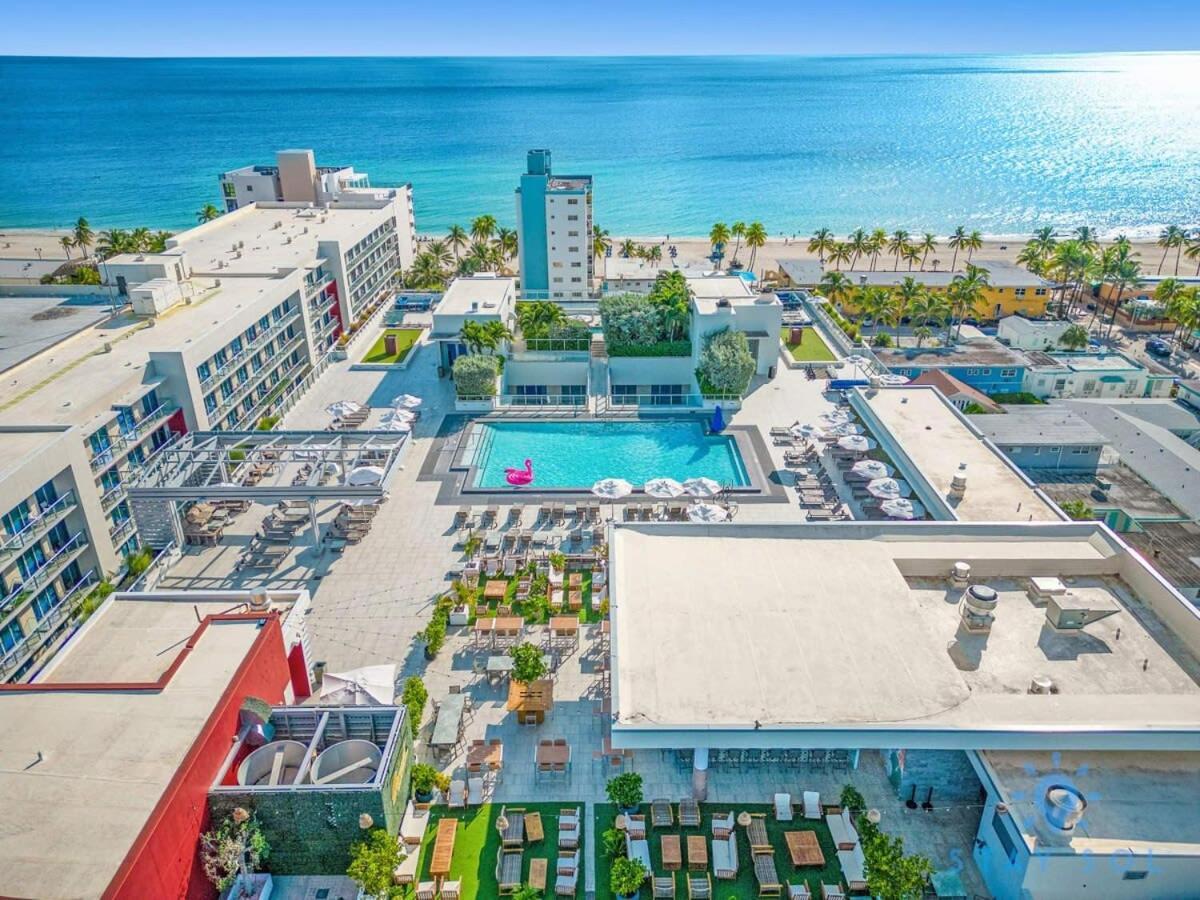 NEW!! Beachfront Condo Resort - ROOFTOP POOL Hollywood Exterior foto